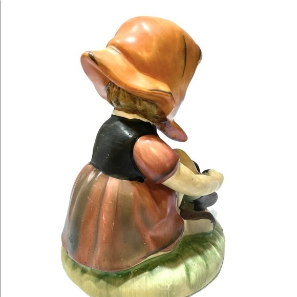 Arnart 5th Ave. Hand Painted 1554 "Open Laces" - Picture 3 of 11